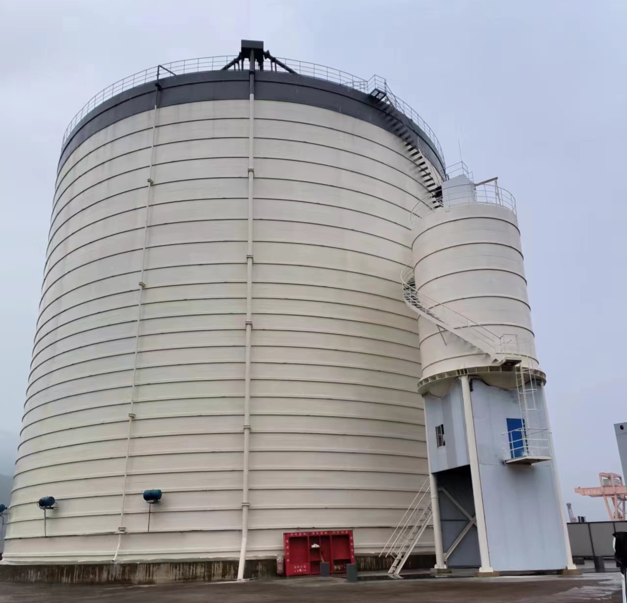 龙河镇10万吨水泥钢板库